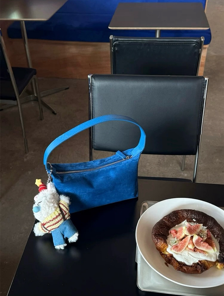 ANNA AMMONS Cerulean Blue Hobo Bag - Chic Minimalist Handbag for Women, 2026 Spring Summer Collection - ANNA AMMONS